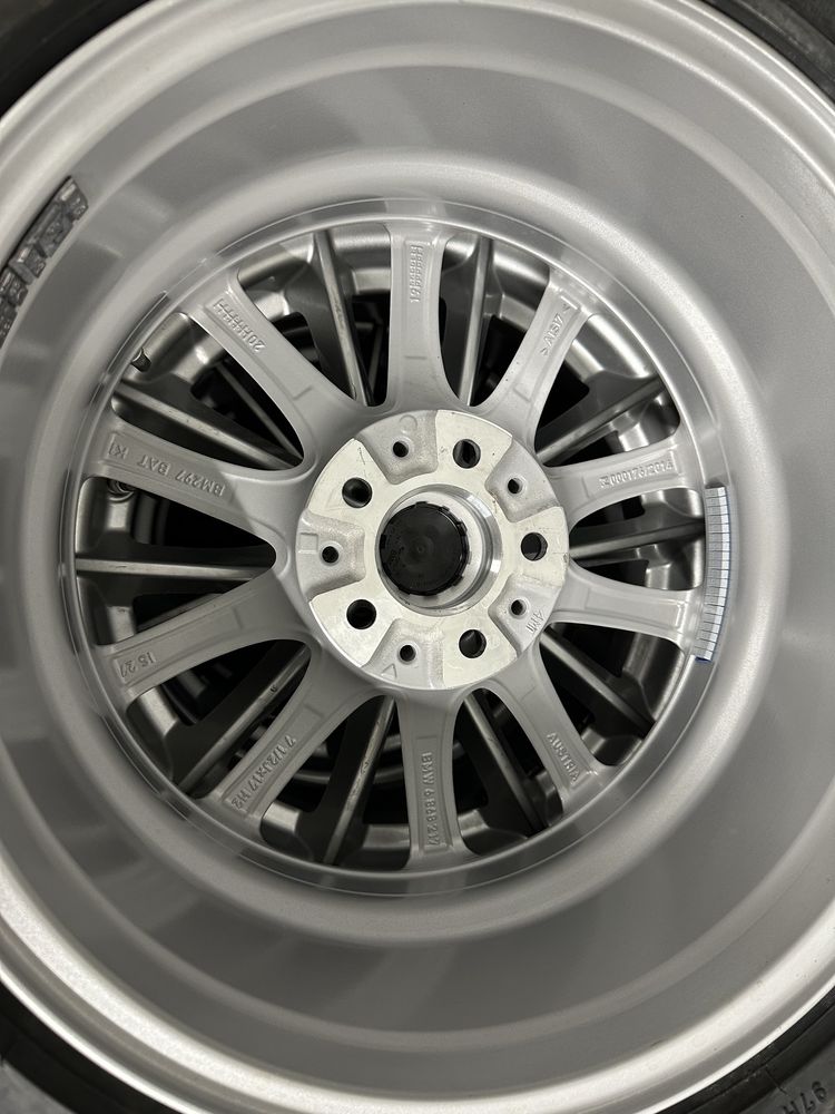 Nowe oryginalne koła zimowe alufelgi 17 BMW 5 G30 G31