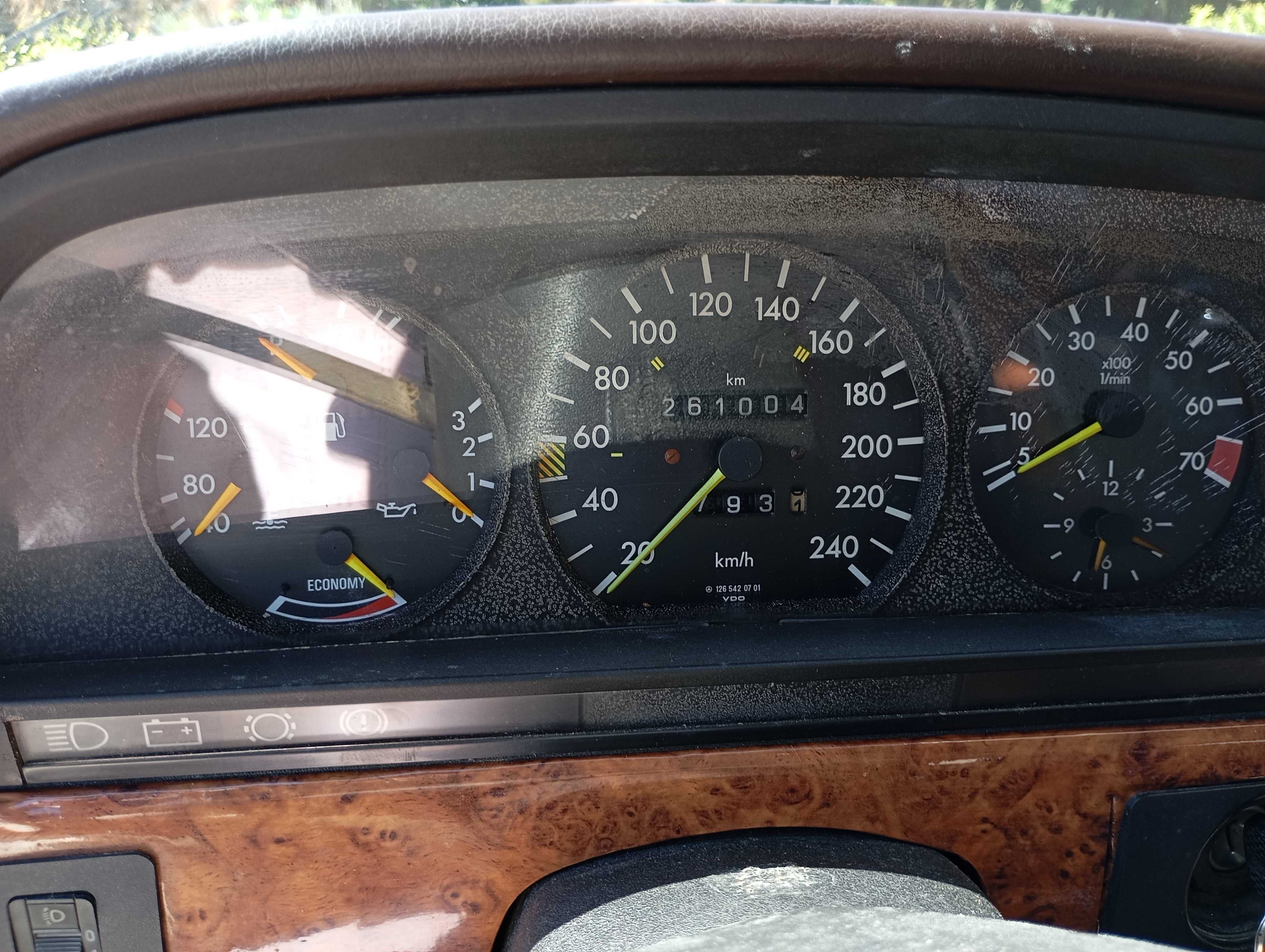 Mercedes 280 SE (clássico)