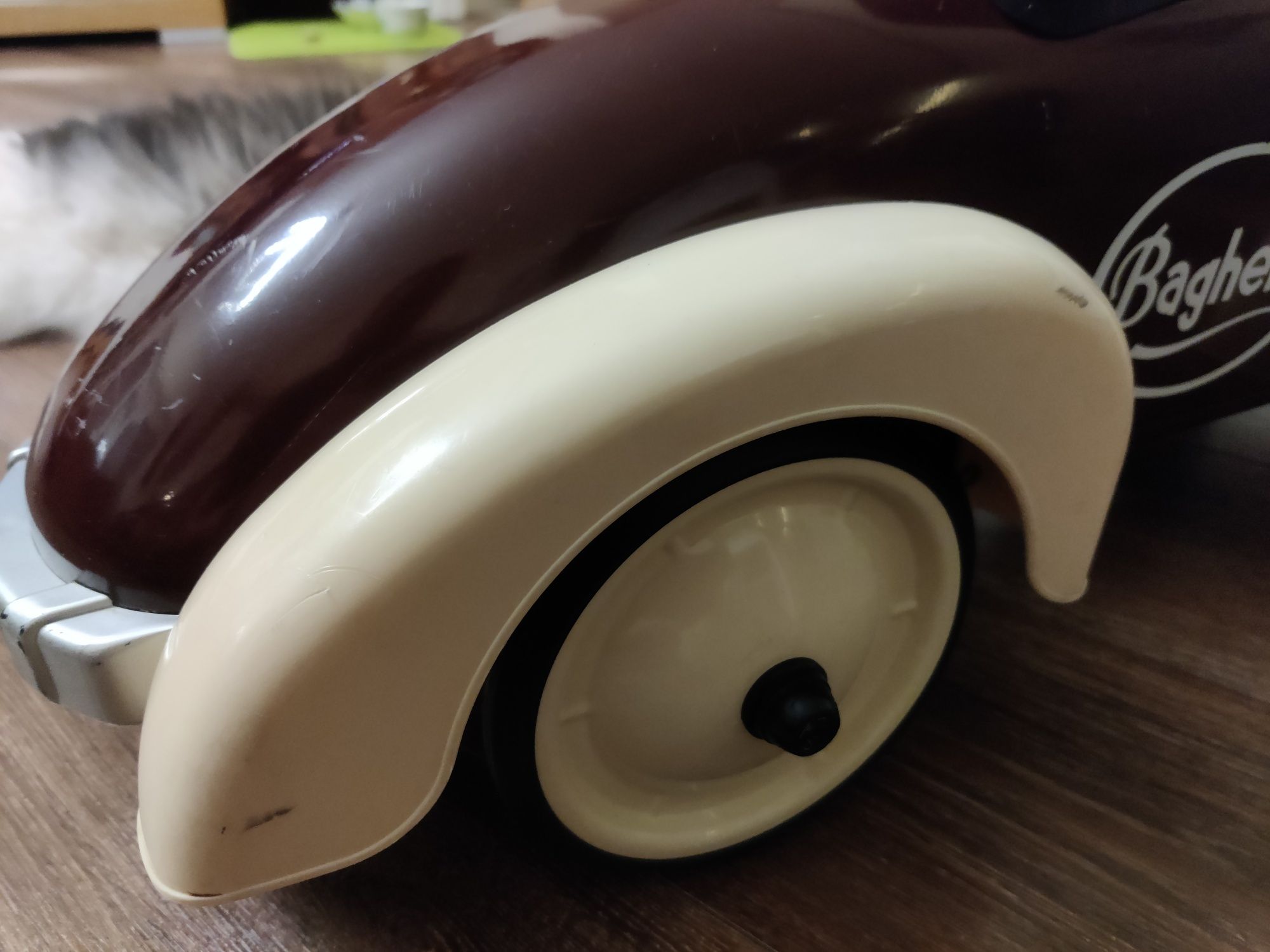 Jeździk Baghera Speedster Chocolat