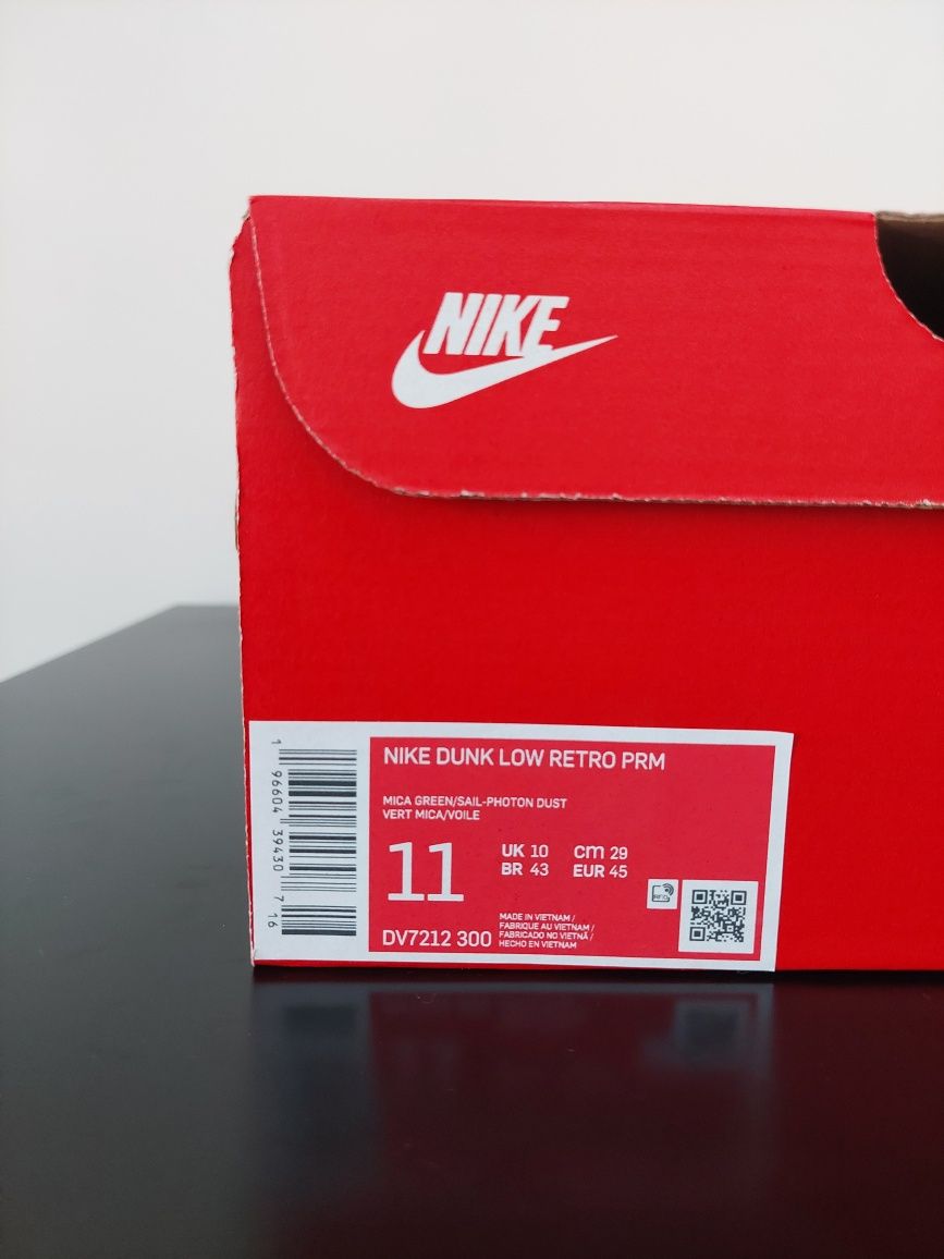 Nike Dunk Low Mica Green