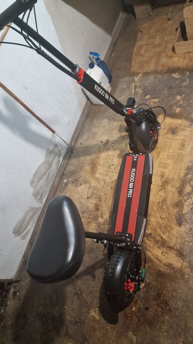 Kugoo m4 pro БУ в нормальном состоянии