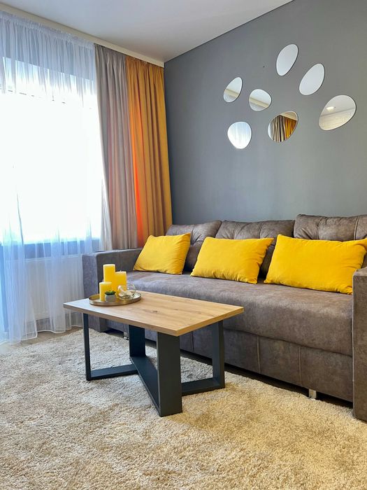 Центр Вул. Руська. 2- кімнати. Квартира подобово