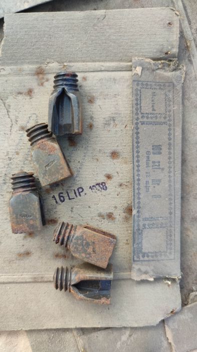 Przedwojenne 87 letnie super koble hacele Mustad na sztuki