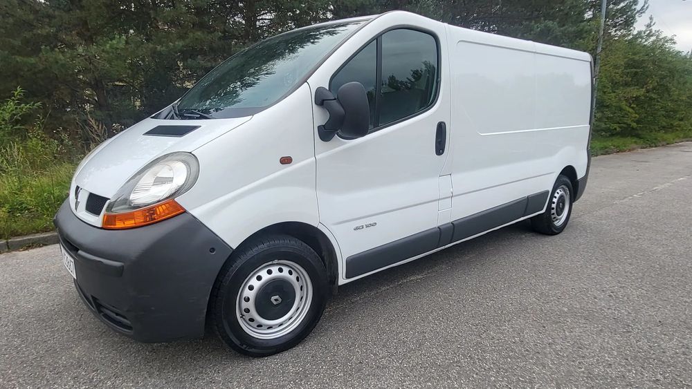 Renault Trafic  1.9 DCI Long 3osobowy Blaszak Dlugi Vivaro