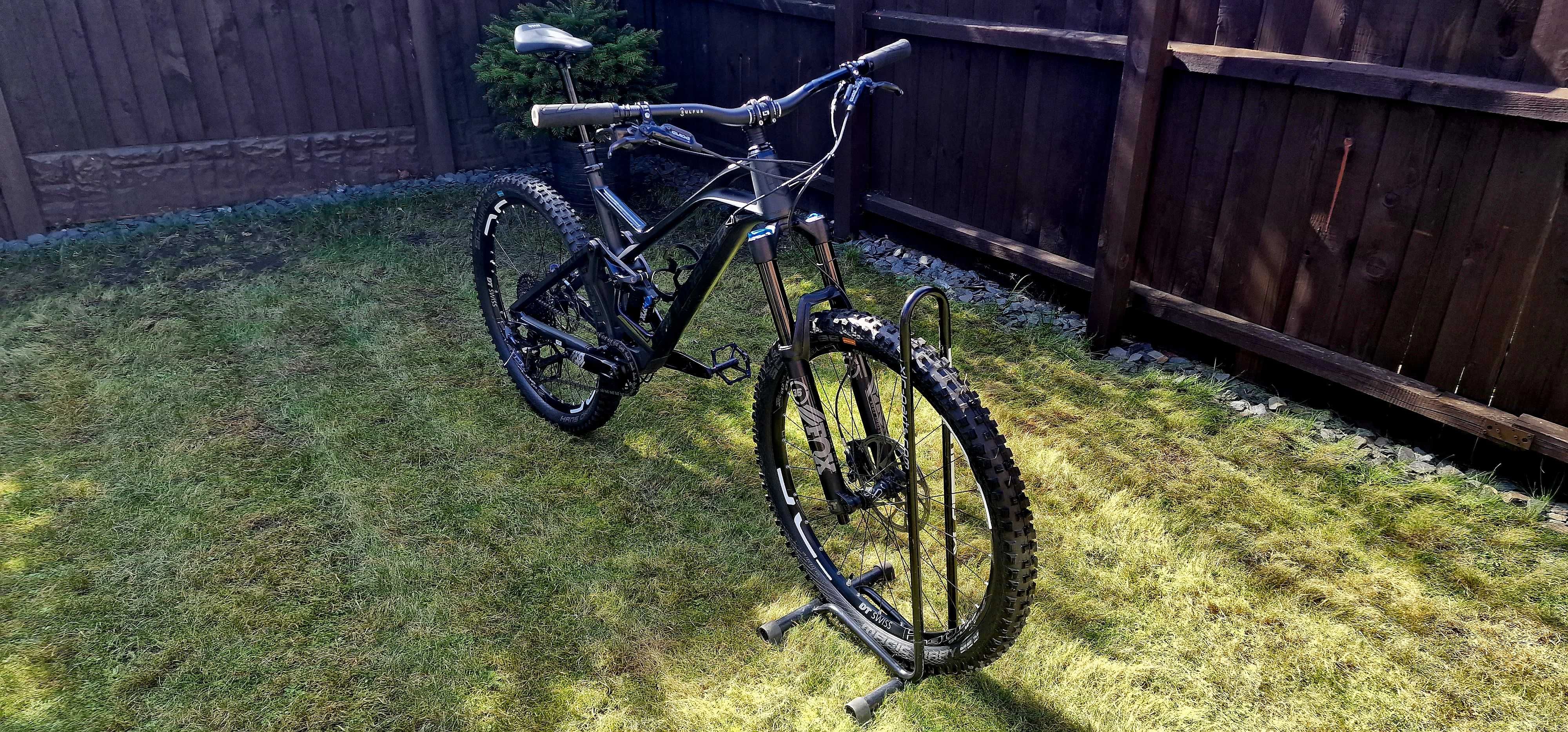 Rower MTB enduro  Mondraker Dune Carbon full suspension