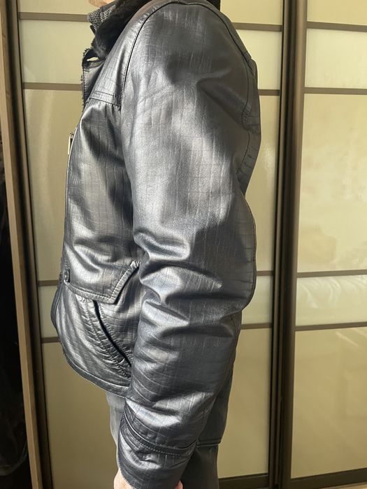 Кожаная дубленка 48-50 размер