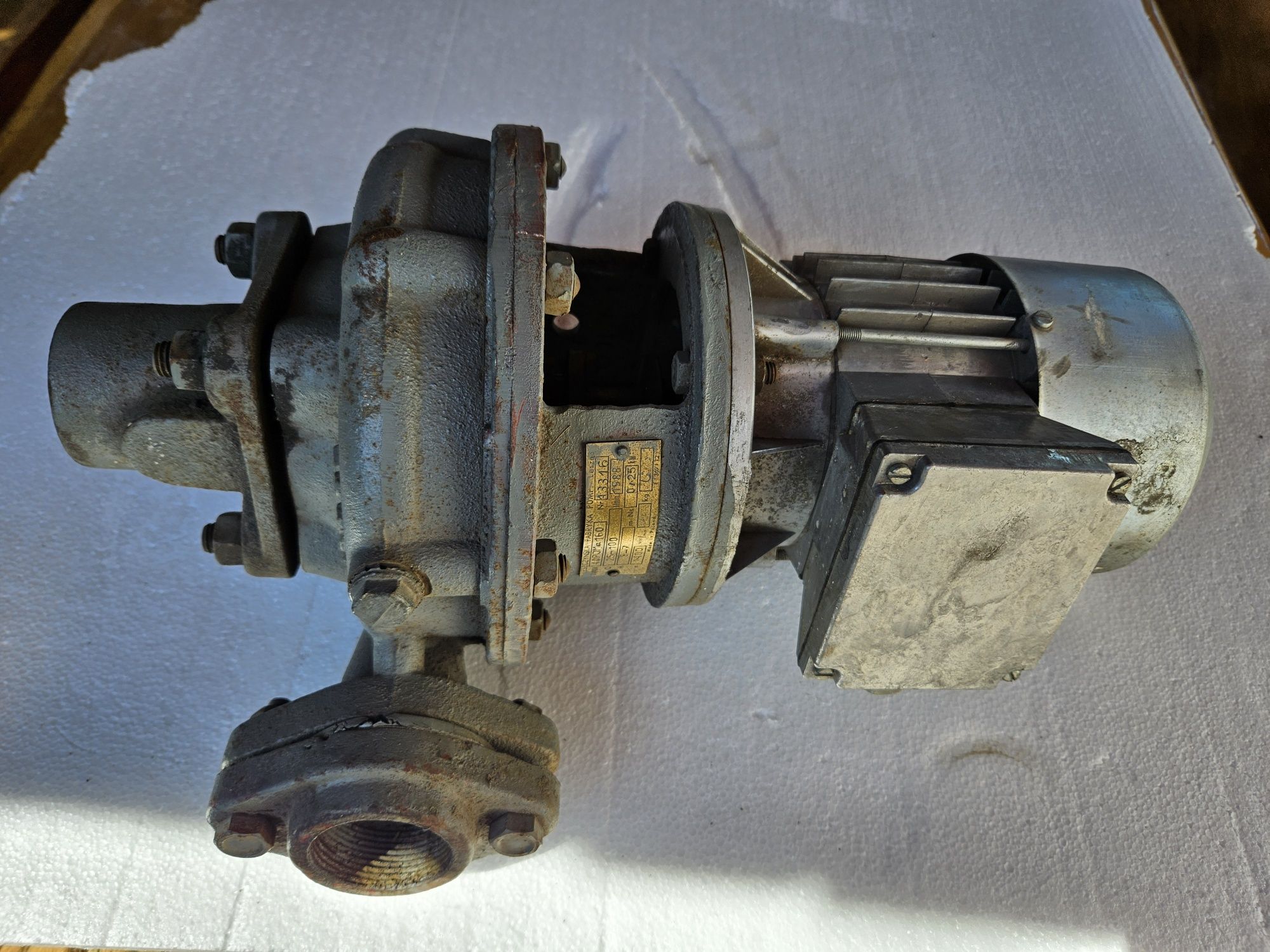 Pompa z silnikiem 40PMJa160,nowa,1988r.
