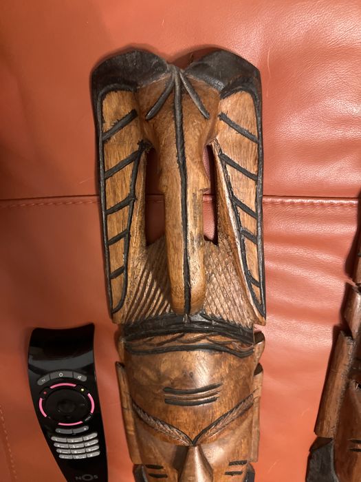 Estátuas  em madeira, africanas