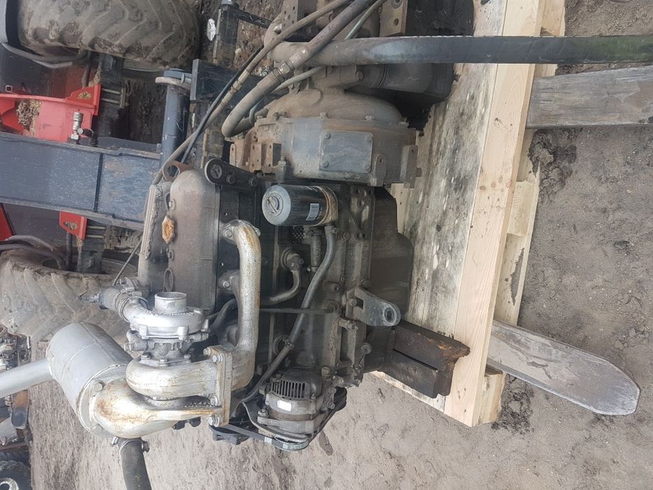 New Holland Lm 410.430 silnik