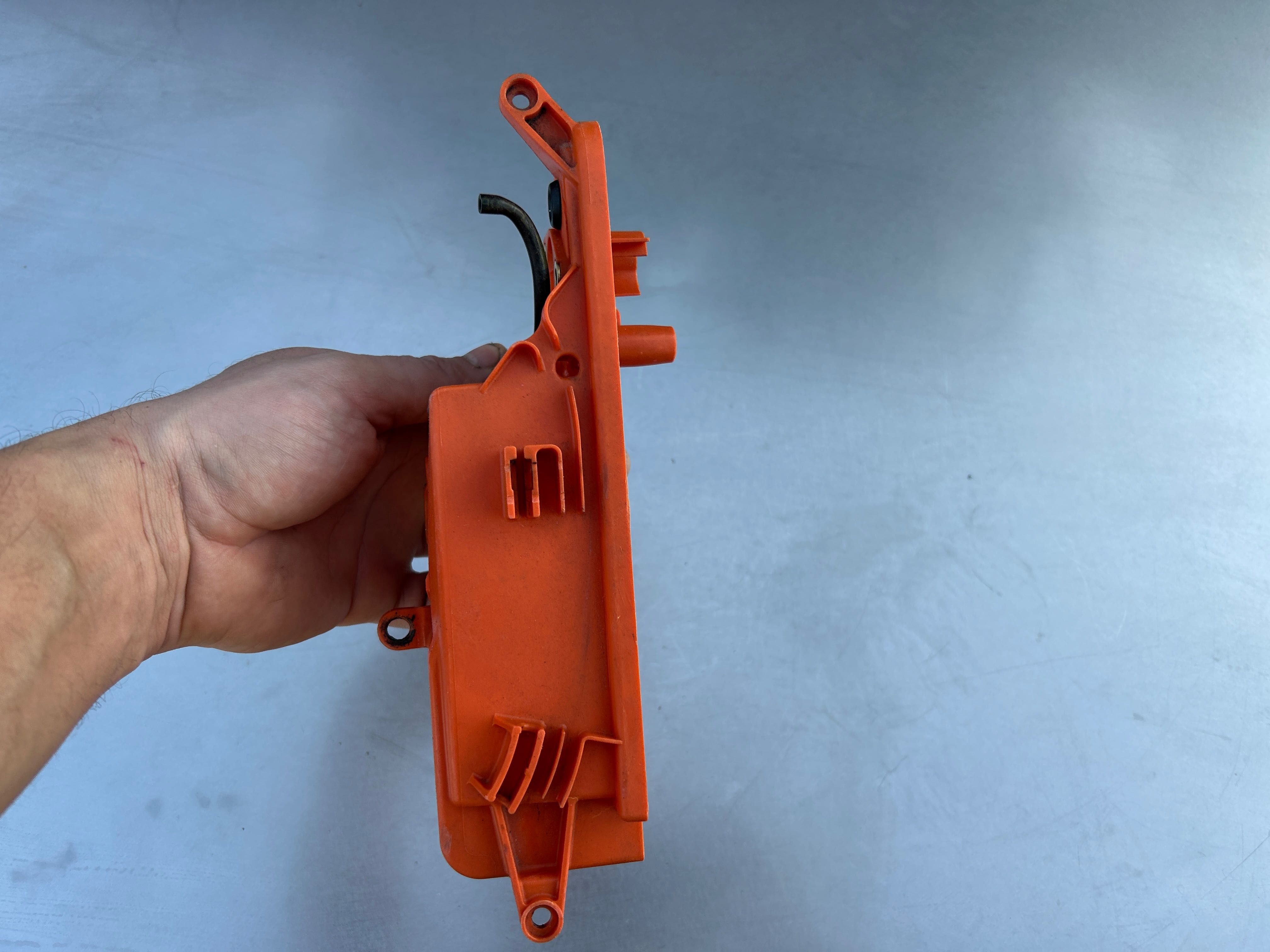 STIHL BR500 BR550 BR600 BR 700 OBUDOWA Podstawa Filtra powietrza (268)
