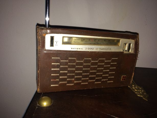 Radio vintage a funcionar -