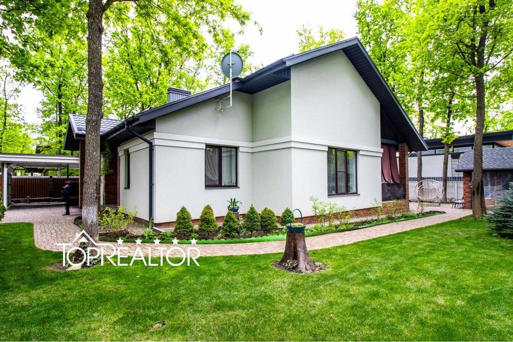 У продажі затишний будинок у котеджному селищі Лісне (Лесное лесопарк)