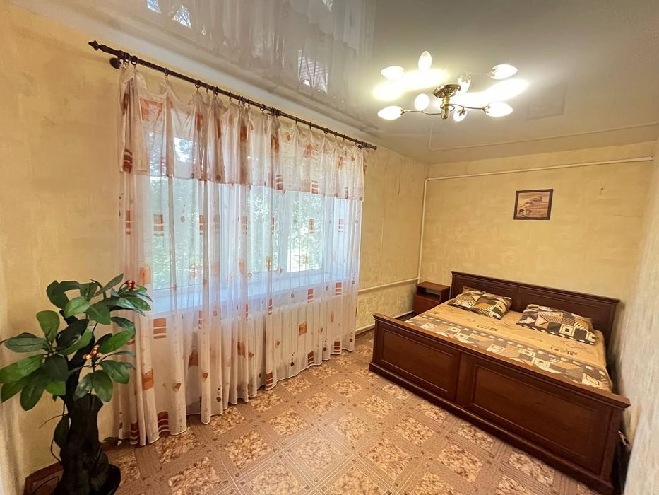 Посуточно 2 ком.квартира р-н Космос , Черёмушки