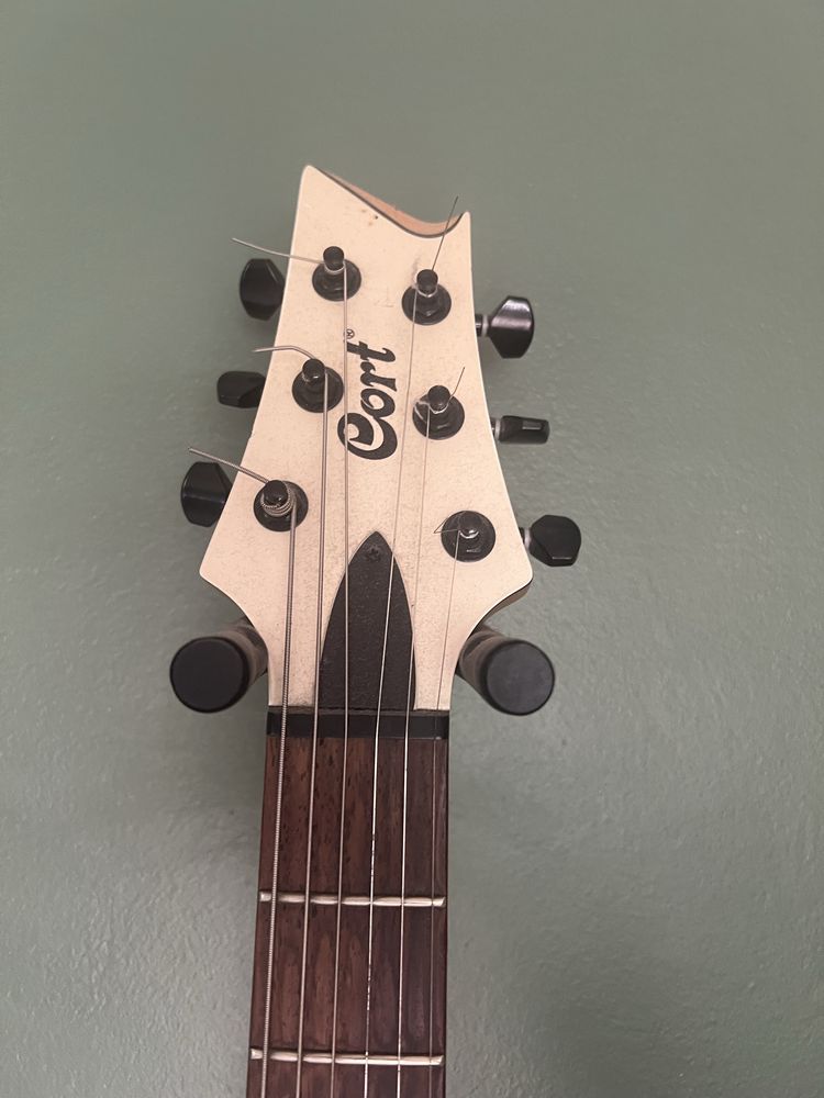 Gitara cort katana KX5 elektryczna biała plus wzmacniacz Laney LG20R