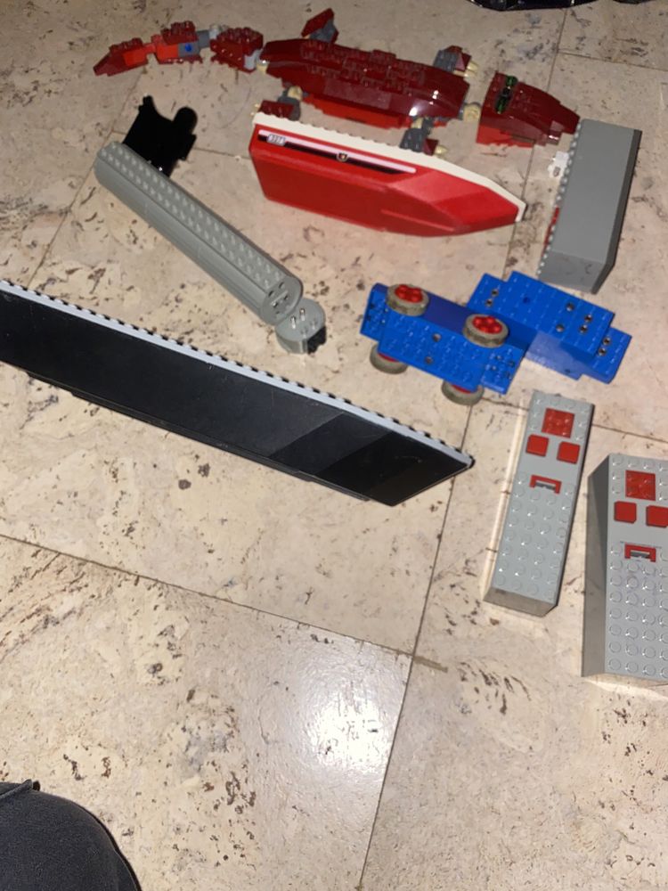 Lego łódka jaszczurka pociąg akumulatory