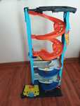 Wyścigowa wieża hot wheels zjeżdżalnia z transformacją