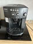 Ekspres do kawy DeLonghi magnifica esam 4000.b