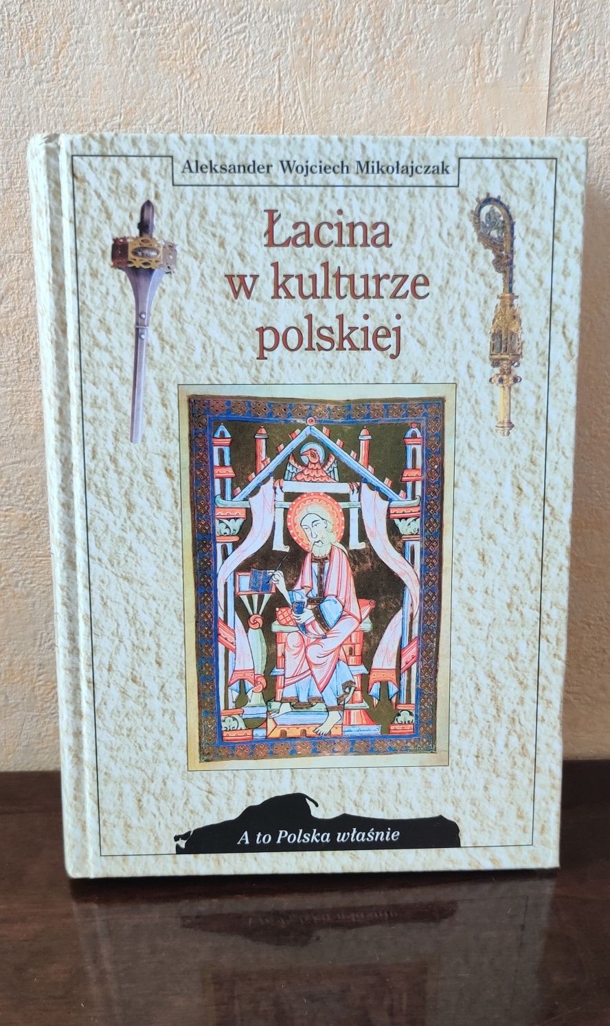 Lacina w kulturze polskiej. Mikołajczyk