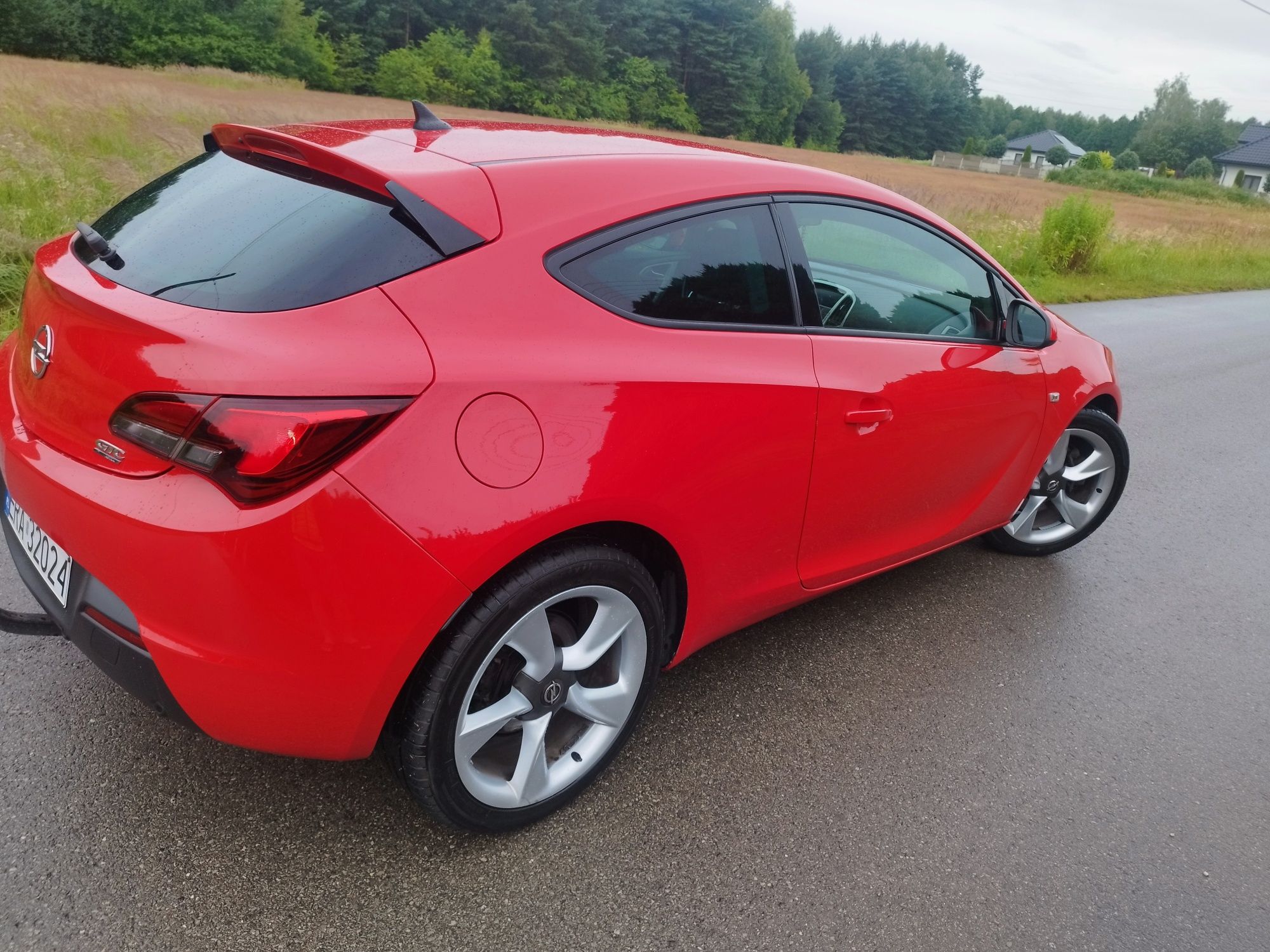 Opel Astra GTC 1.7