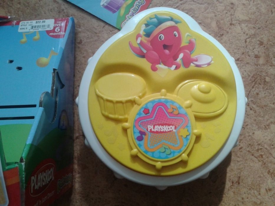 Интерактивный барабан Playskool деткам от 6 мес музыка ритм игра