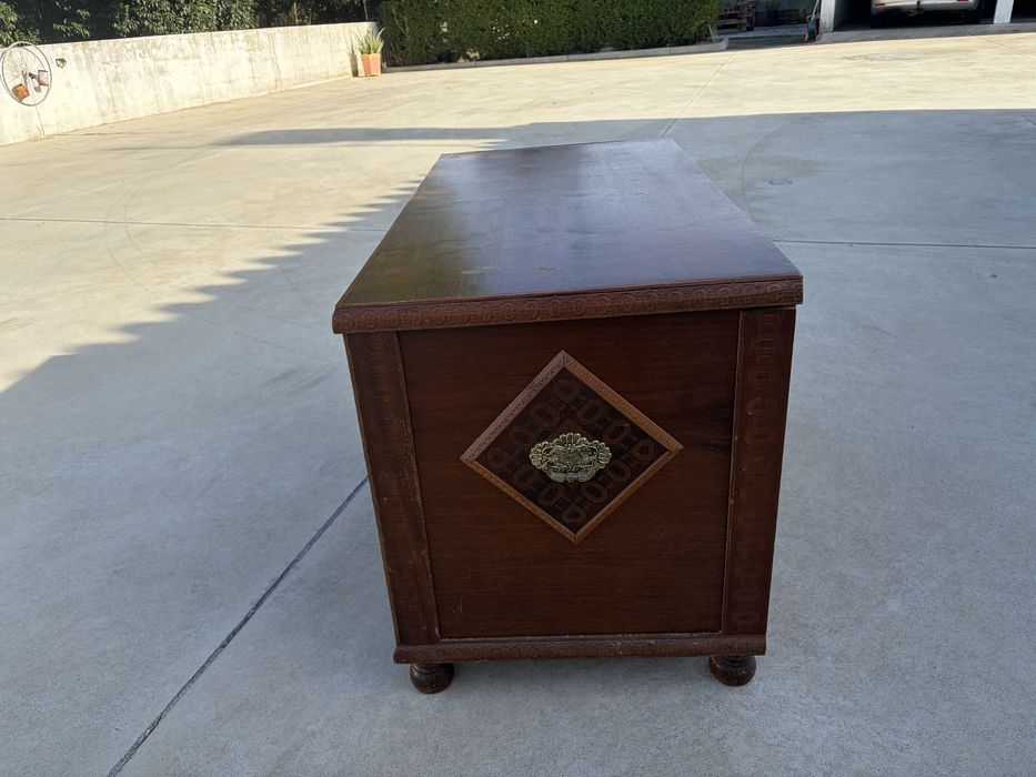 Arca madeira em estado como novo