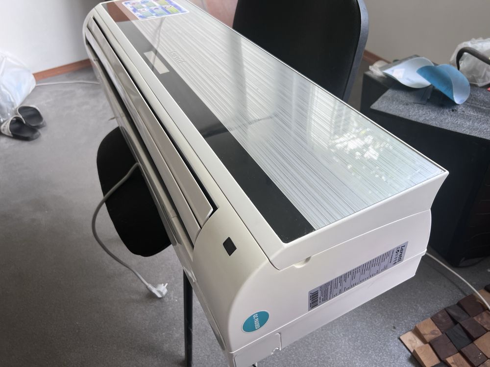 Кондиціонер 18(великий), аналог Midea,Toshiba,Hynday,Cooper. СРОЧНО