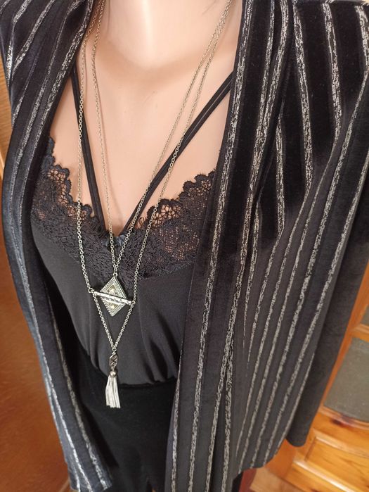 Ефектний чорний оксамитовий жіночий костюм 48розм КАРДИГАН У ПОДАРУНОК