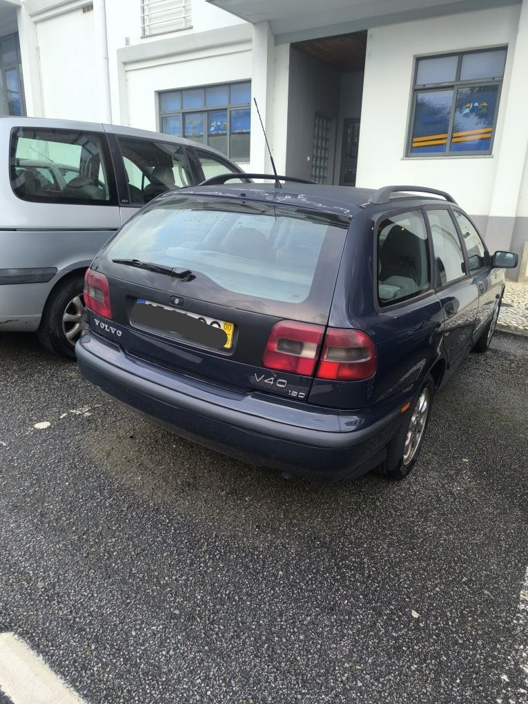 Volvo V40 1.9D ano 2000