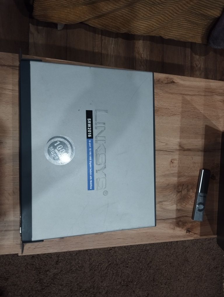 Linksys Cisco SRW2016