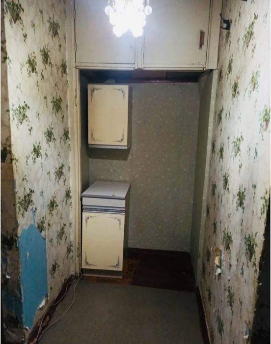 Продам 1-кв м. Бориспіль вул. Глибоцька  29 кв.м р-н 3 школи