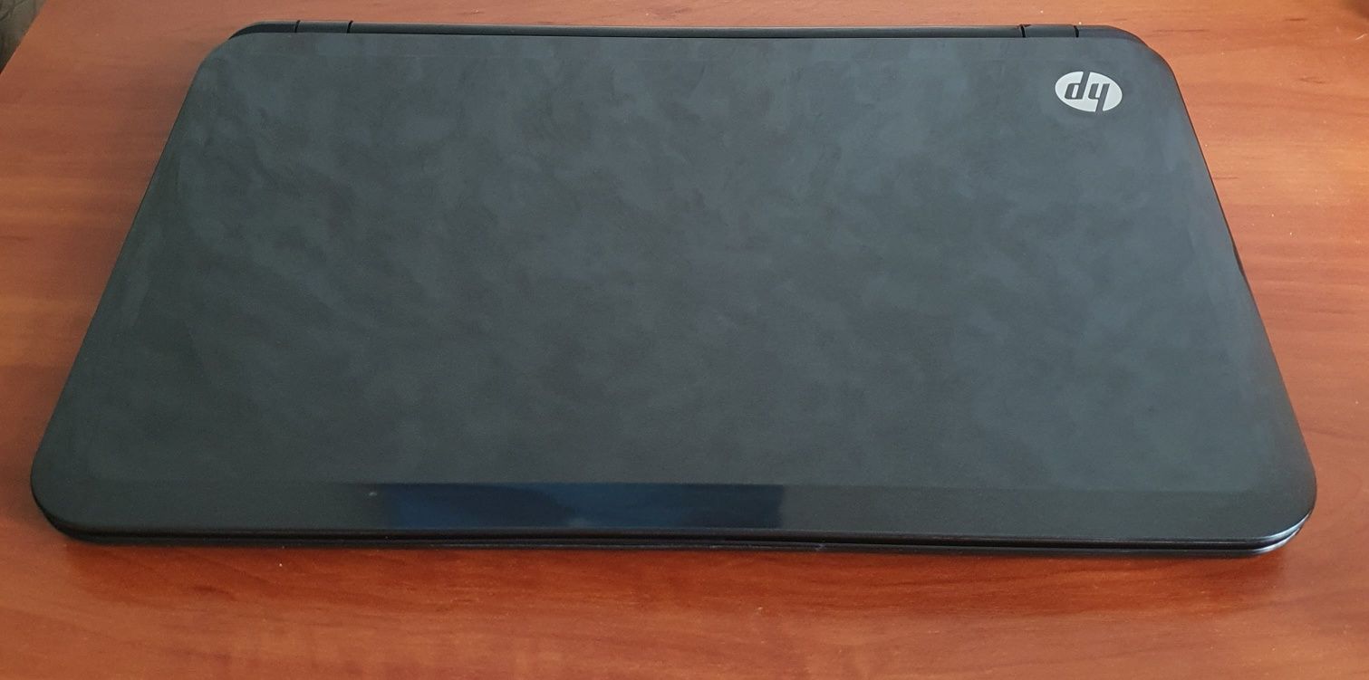 Ноутбук HP Pavilion Sleekbook 15-b079er