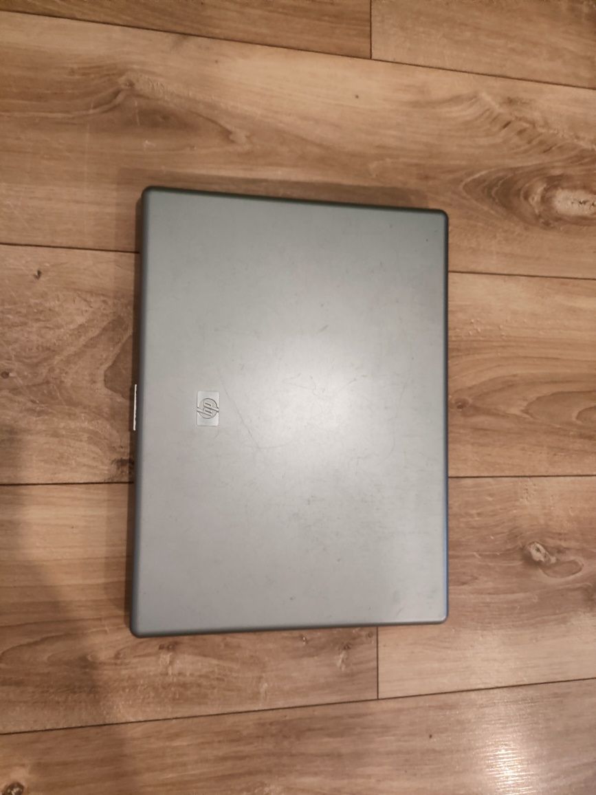Laptop HP Compaq 6720s 15,4" sprawny Notebook z oryginalną ładowarką