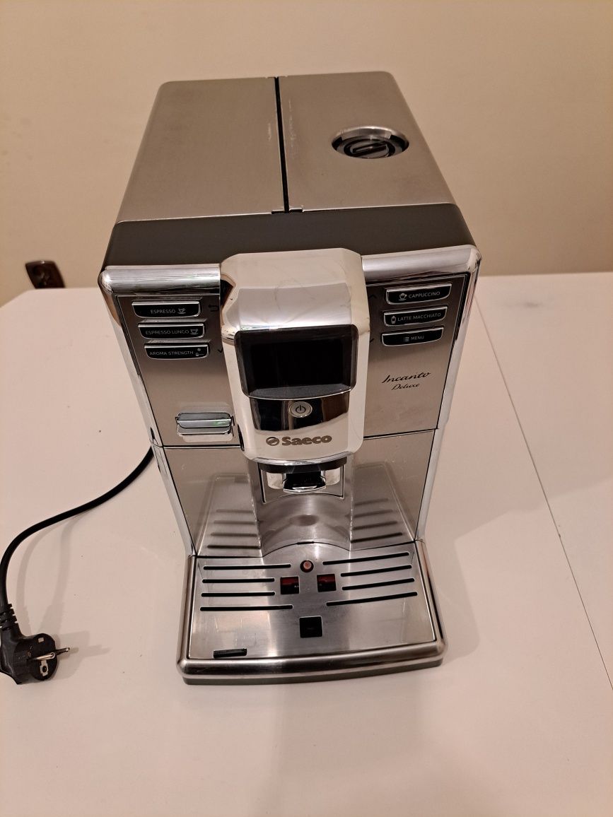 Ekspres ciśnieniowy Philips Saeco Incanto Deluxe