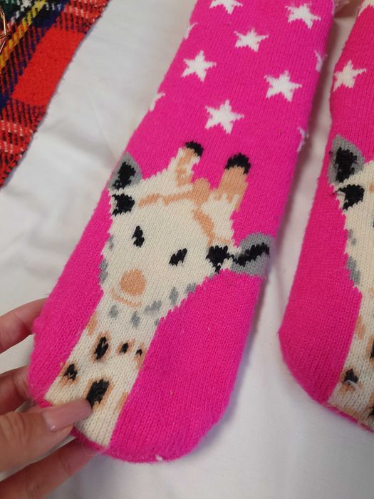 Bardzo ciepłe różowe zimowe skarpetki ocieplane futerkiem w środku