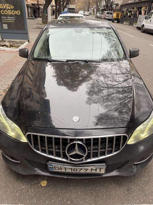 Mercedes benz Е220d 2013