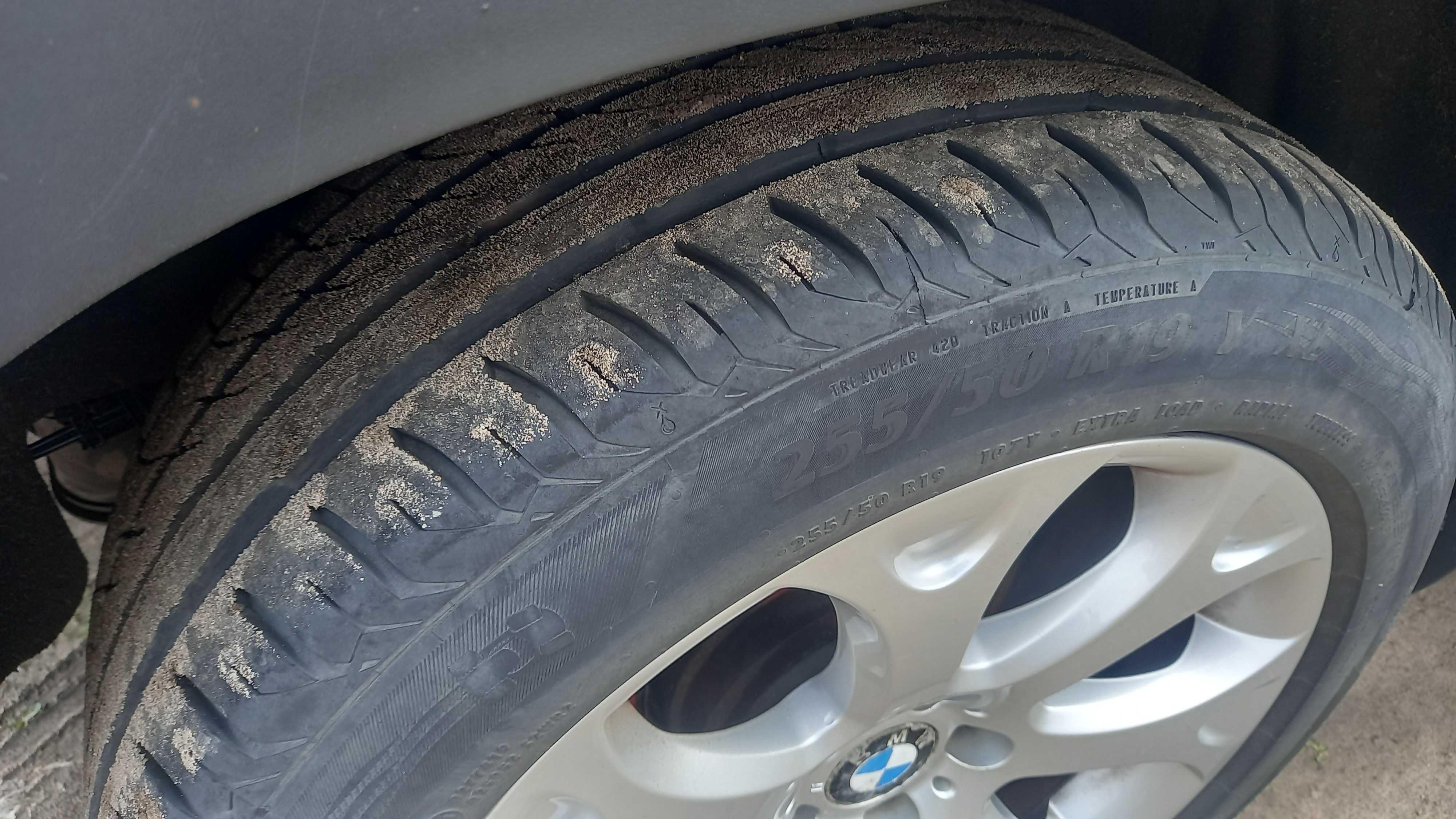 bmw x5 uszkodzony silnik pali jezdzi 306 km 40d rok 2010
