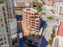 Apartamento de Luxo em Armação de Pêra: Conforto, Elegância e Vistas I