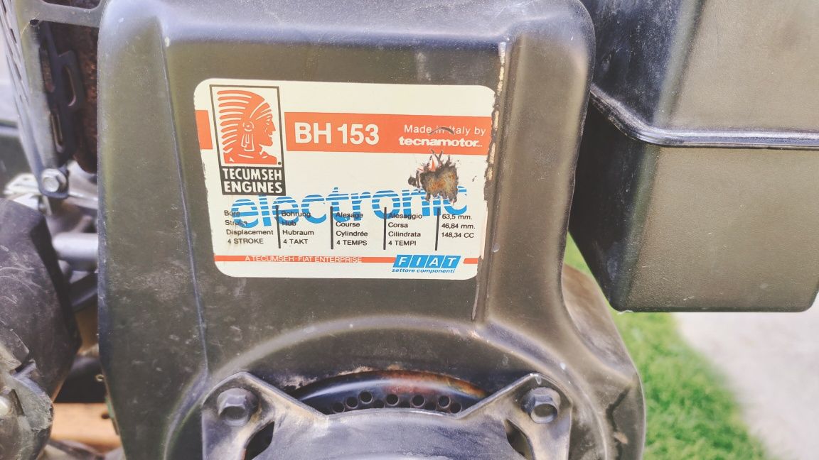 Glebogryzarka cricket 3.5km Tecumseh ( Briggs Stratton )