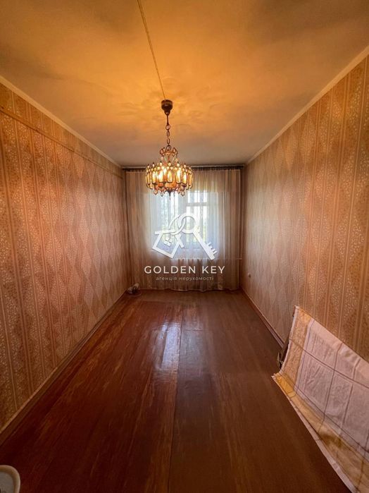 Продаж трикімнатної квартири по вул Армавірська.