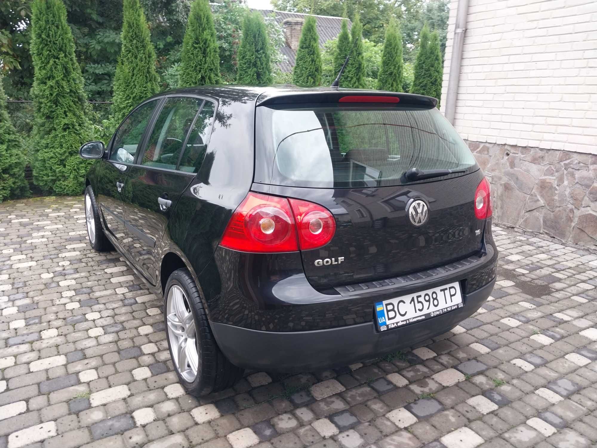 Volkswagen Golf 5 1.6 mpi