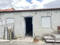 Moradia com terreno