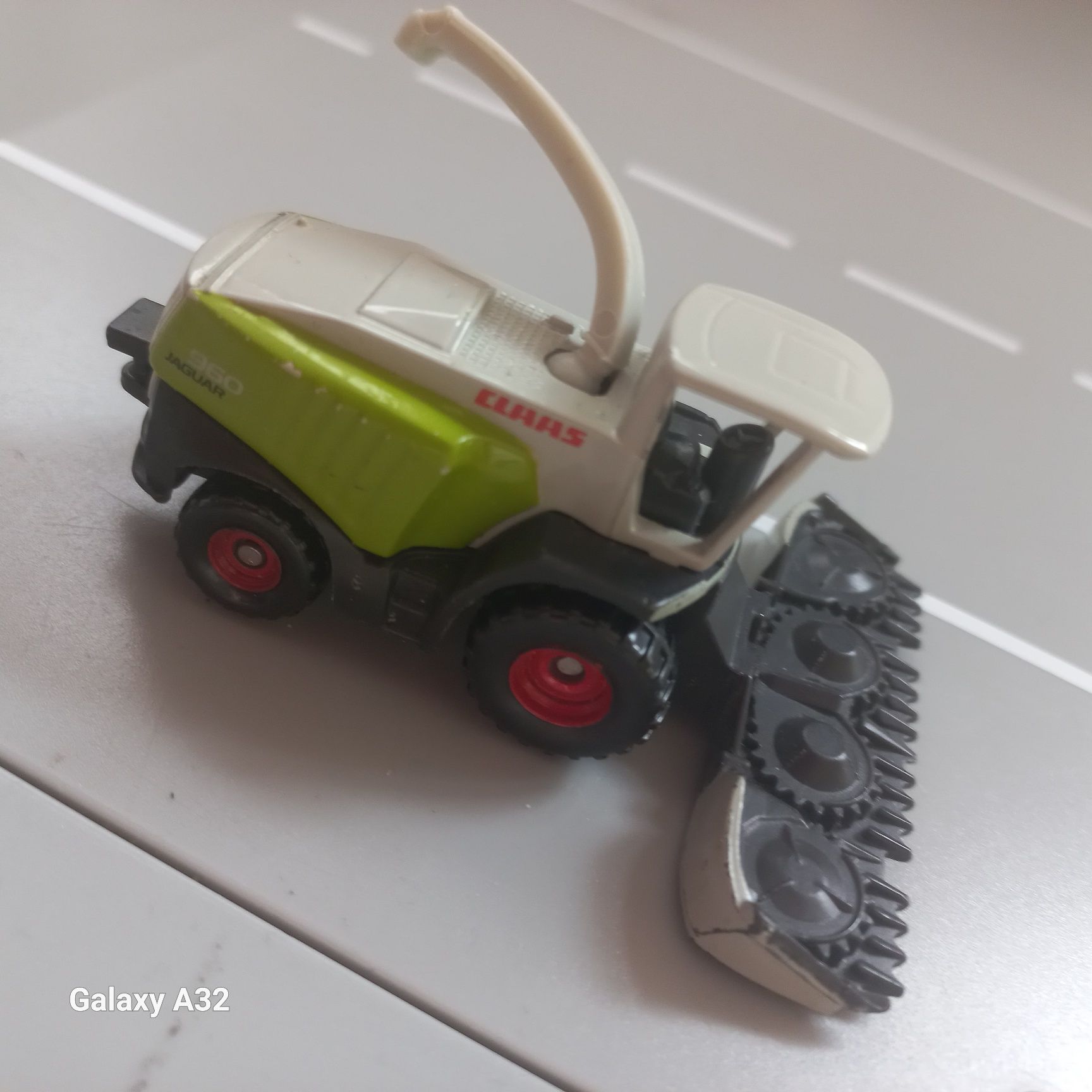 Siku kombajn do kukurydzy claas
