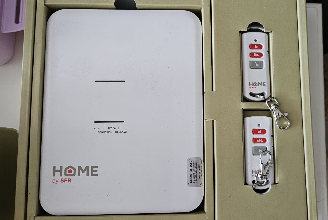 Sprzedam alarm domowy bezprzewodowy SmartHome