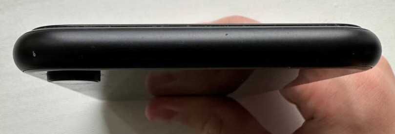 iPhone XR 64 Gb в гарному стані