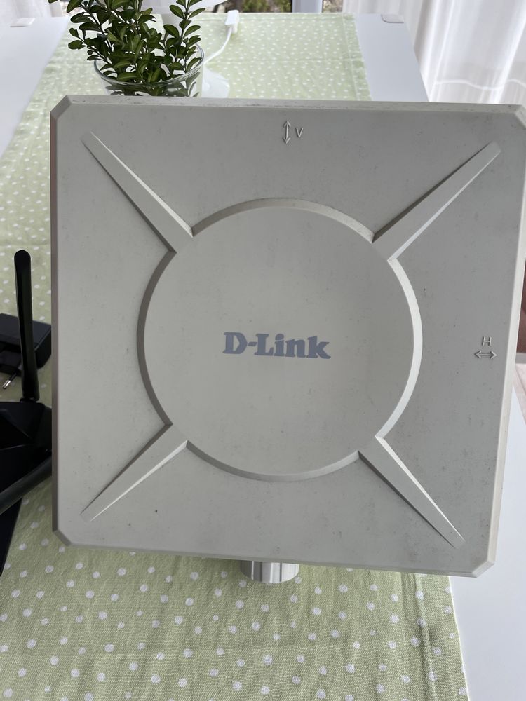 Router Dlink DWP-812KT Antena zenetrzna zintegrowana z routerem