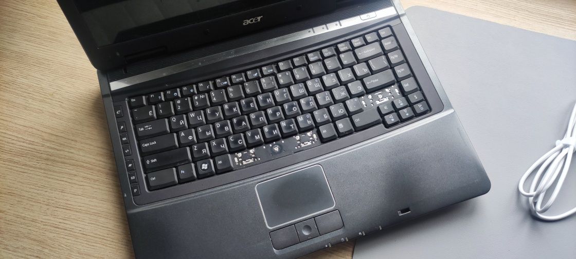 Ноутбук Acer в робочому стані