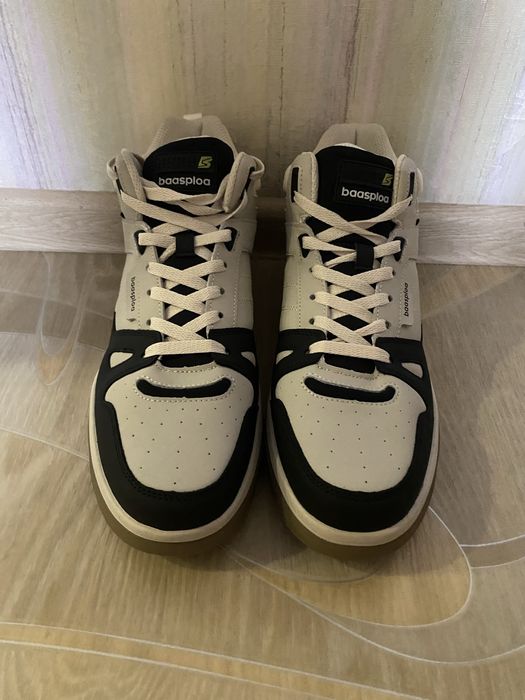 Зимові чоловічі кросівки