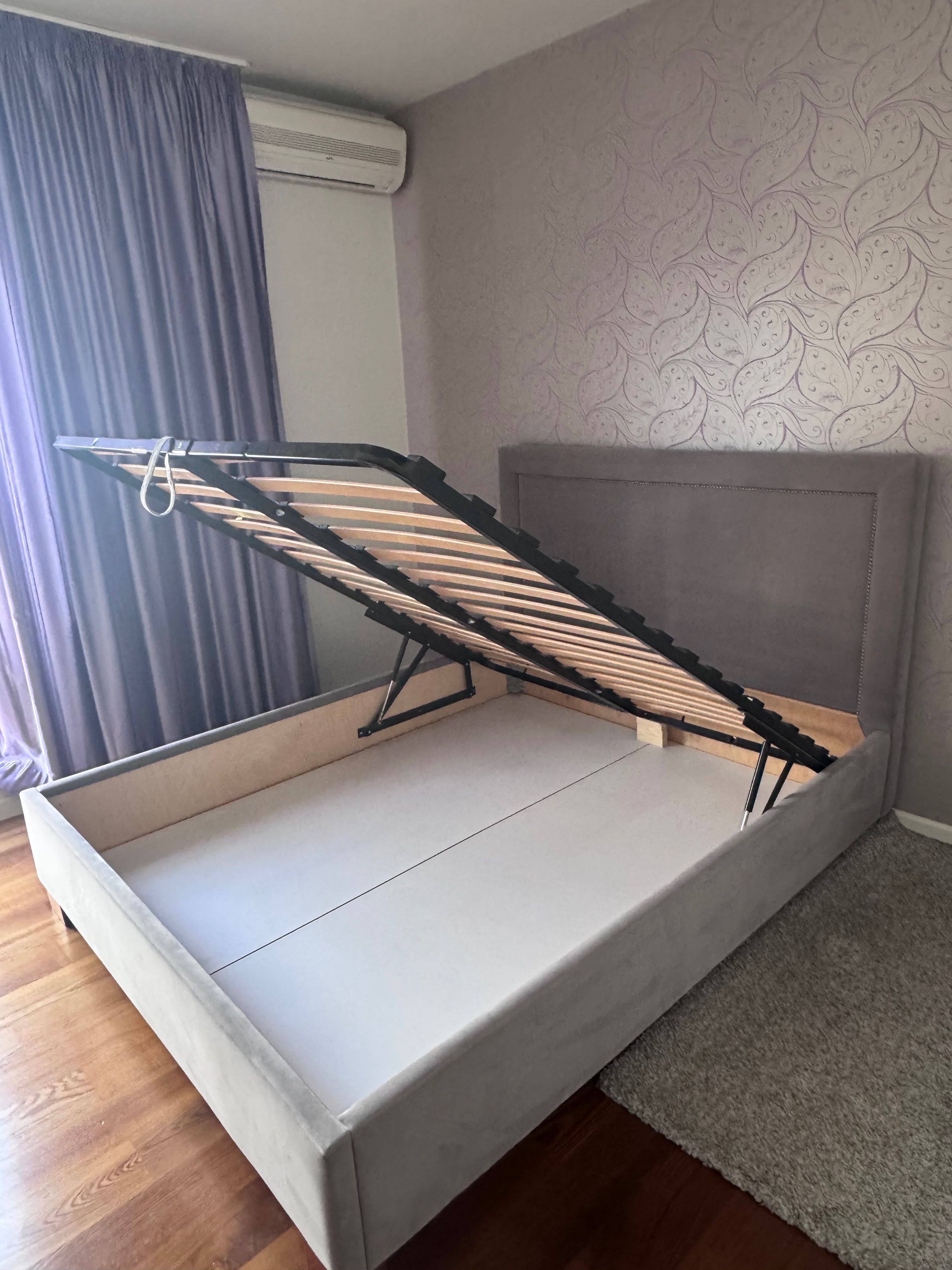 Łóżko tapicerowane 160/200 z pojemnikiem na pościel
