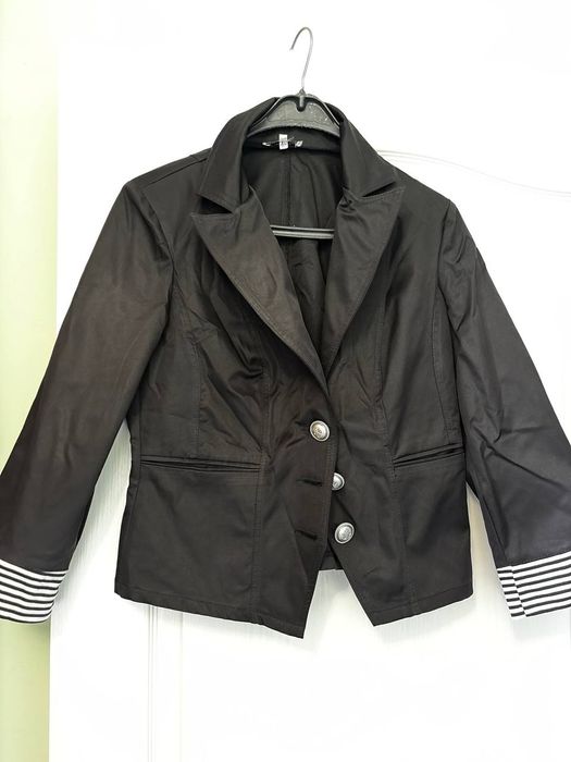 Одяг    жіночий  різний