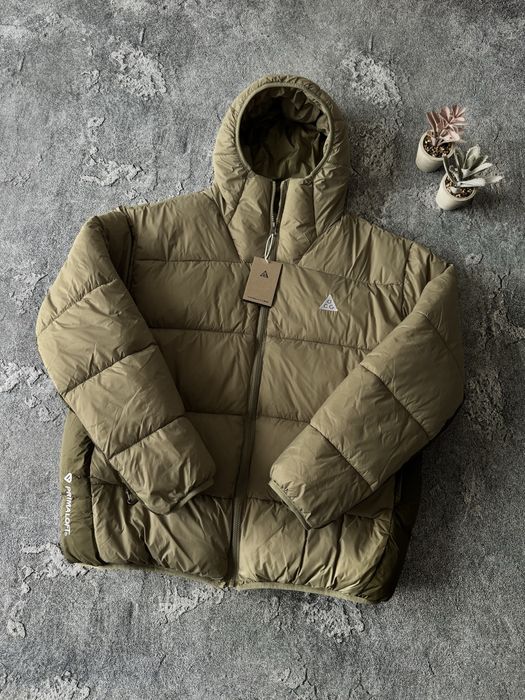 Пуховик Nike acg